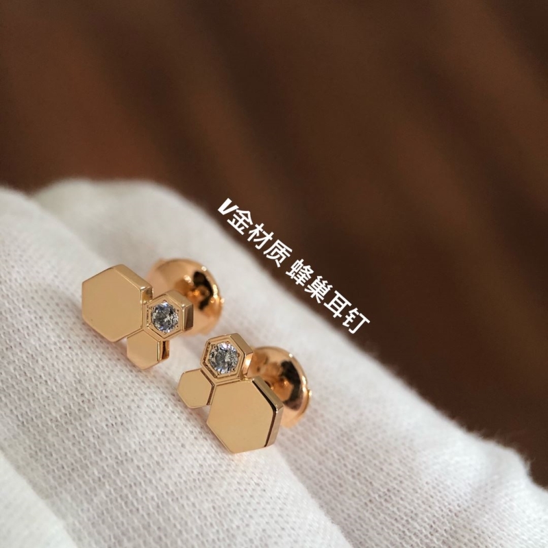 CHAUMET